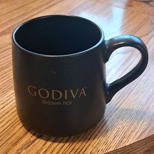 Godiva Elegant Black Coffee Mug